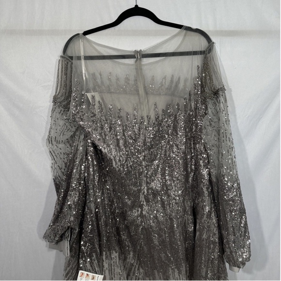 NWT$798 Mac Duggal [ 24 ] Jewel Encrusted Illusion Long Sleeve A-Line Gown Silve - Picture 10 of 17